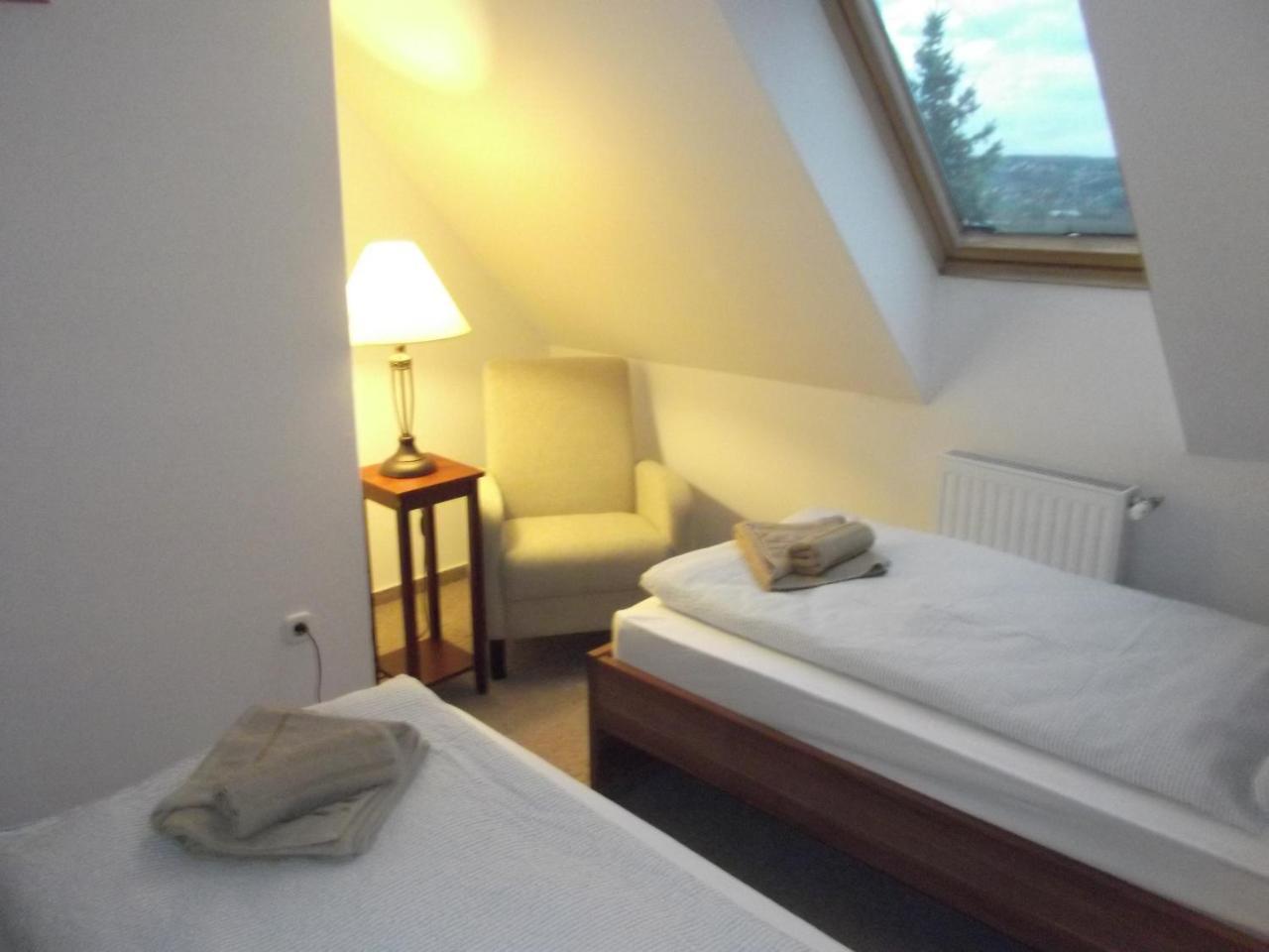 Rózsa Apartman Heviz Exterior foto
