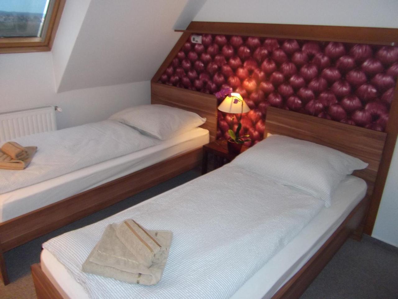 Rózsa Apartman Heviz Exterior foto