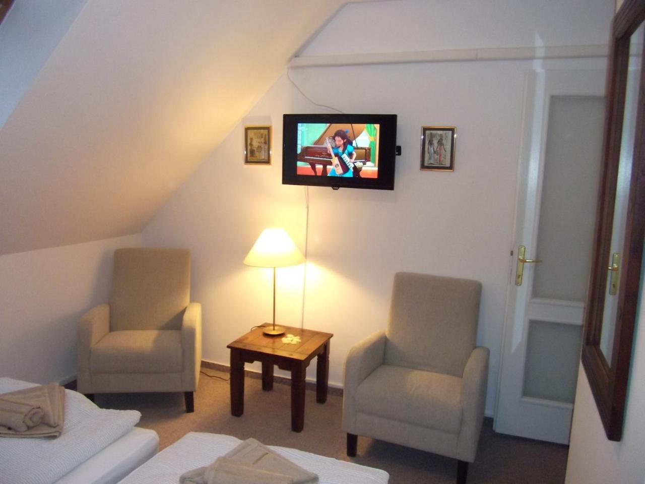 Rózsa Apartman Heviz Exterior foto